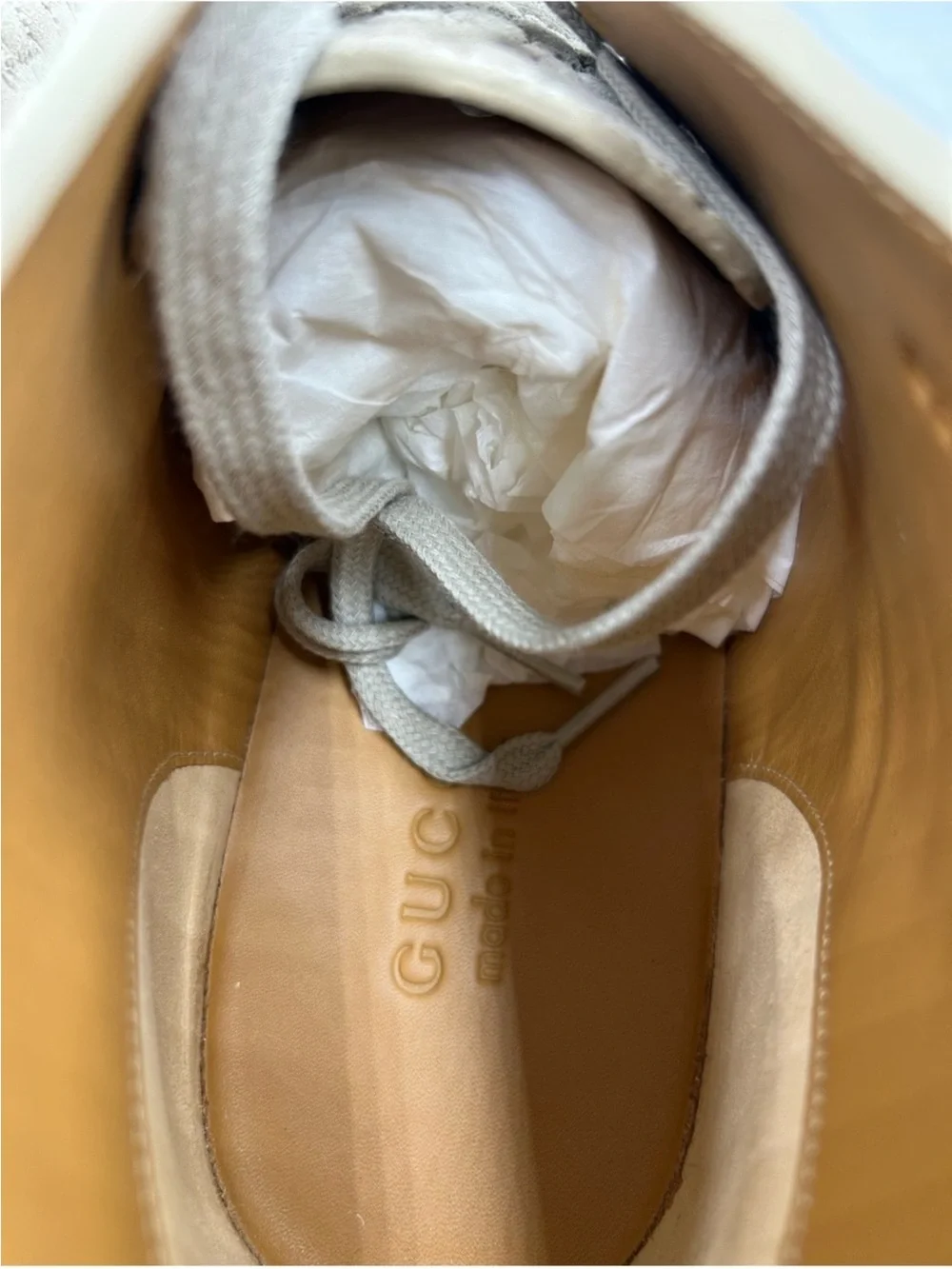 Men’s Gucci suede GG embossed desert boots in oatmeal size 11 made in Italy